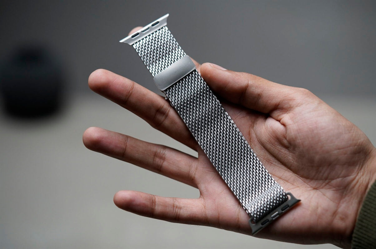 Luxury Titanium Milanese Loop / Compatible For Apple Watch